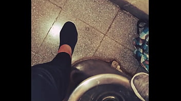 [Estacion De Tren, Mariano Bextor Para, Sucking] Miguel 29 Conocido En Los Ba Os Publicos De Estacion De Tren Carapachay Le Da Su Verga A Mariano Bextor Para